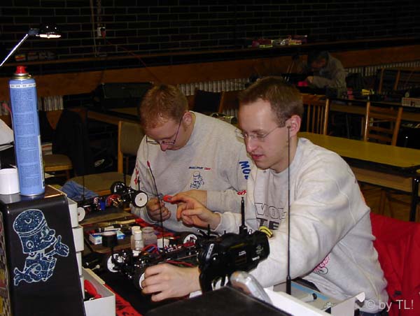 PB260004